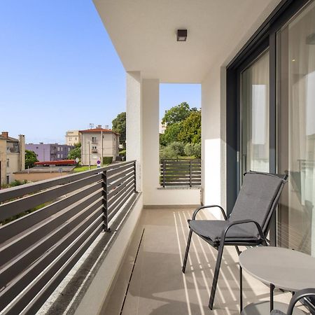 Belinda Apartments With Balcony & Private Parking Opatija Exterior photo