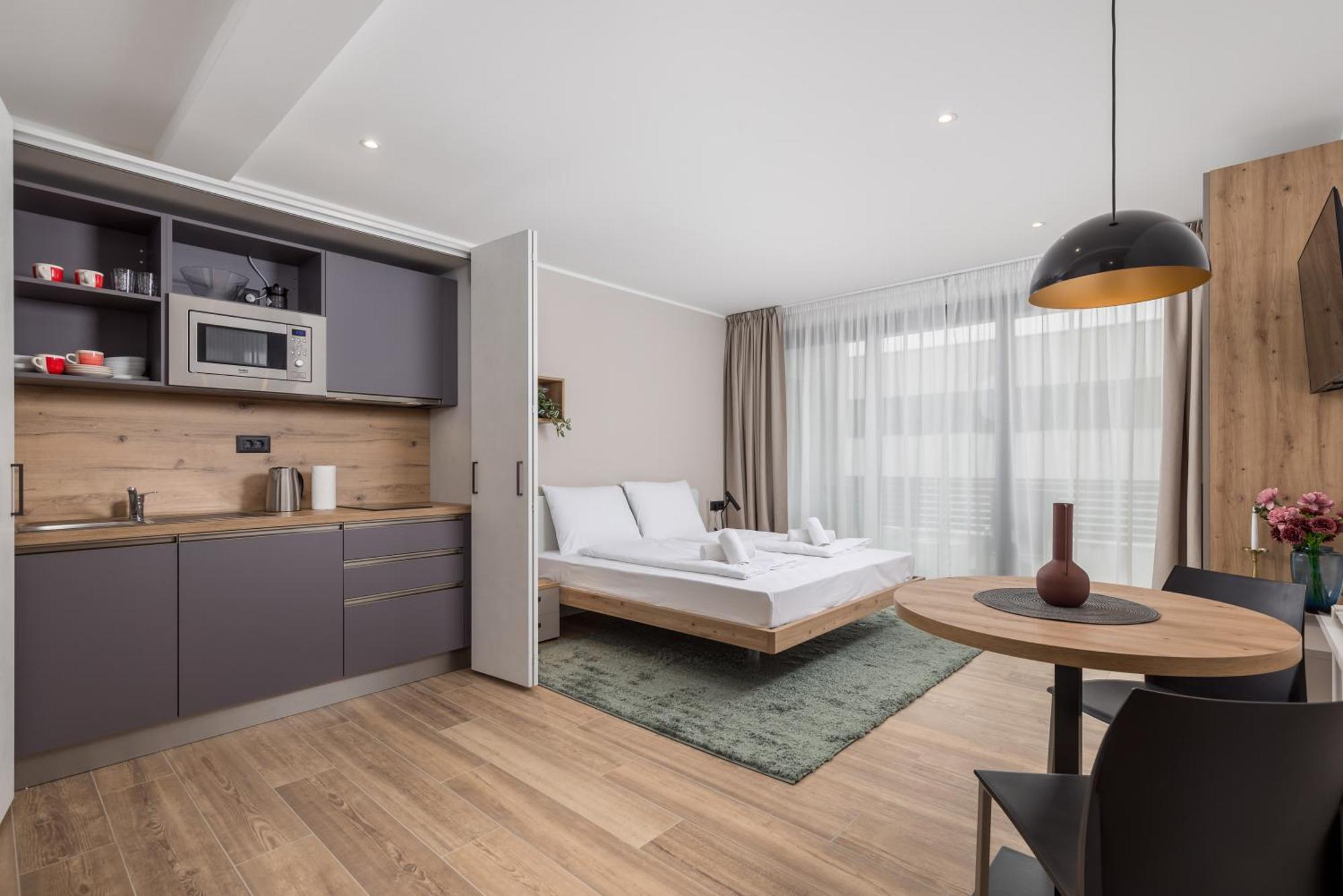 Belinda Apartments With Balcony & Private Parking Opatija Exterior photo