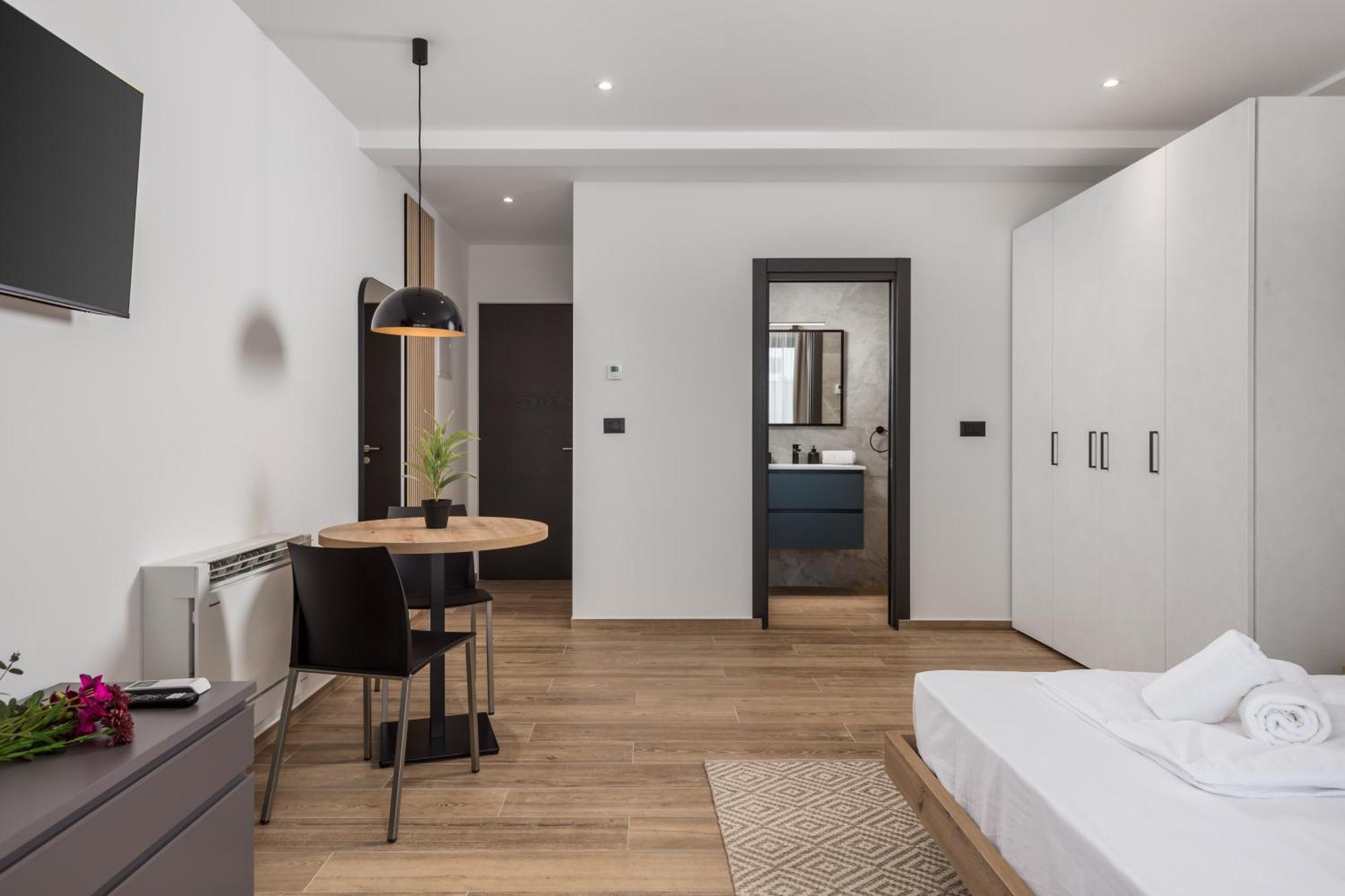 Belinda Apartments With Balcony & Private Parking Opatija Exterior photo